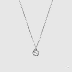 인터로킹 펜던트 목걸이