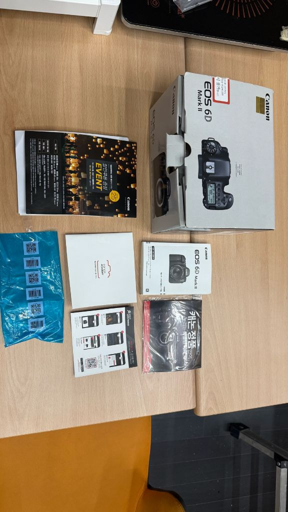 캐논 EOS 6D Mark2 카메라+백통+계륵 풀셋 이미지