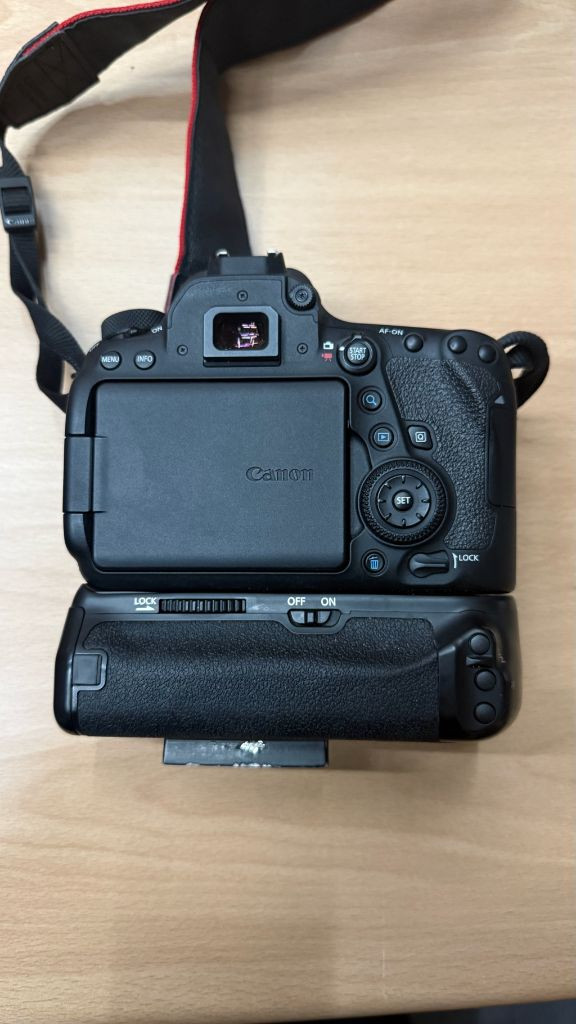 캐논 EOS 6D Mark2 카메라+백통+계륵 풀셋 이미지