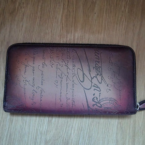 벨루티 장지갑 판매합니다.