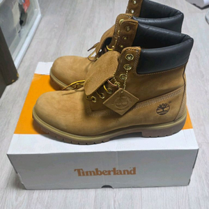 팀버랜드 6인치 프리미엄 워터프루프 누벅부츠(285)