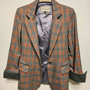 여성자켓 초봄 간절기 필수! 체크 블레이저 미착용/새상품/55