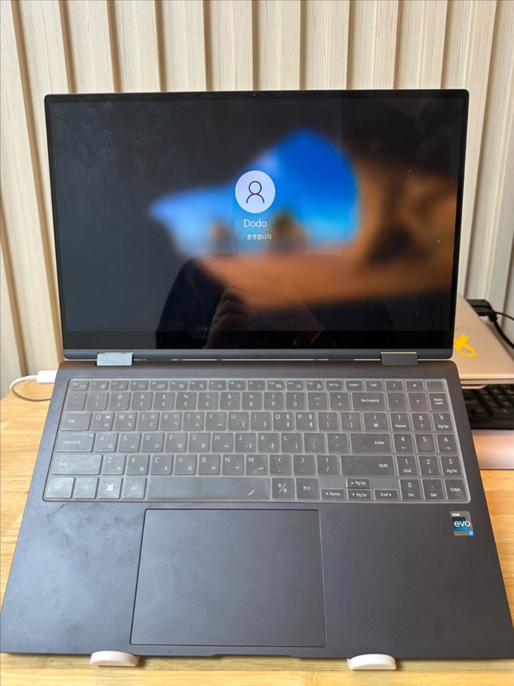 갤럭시북2 프로360 i7 32gb 1tb--2