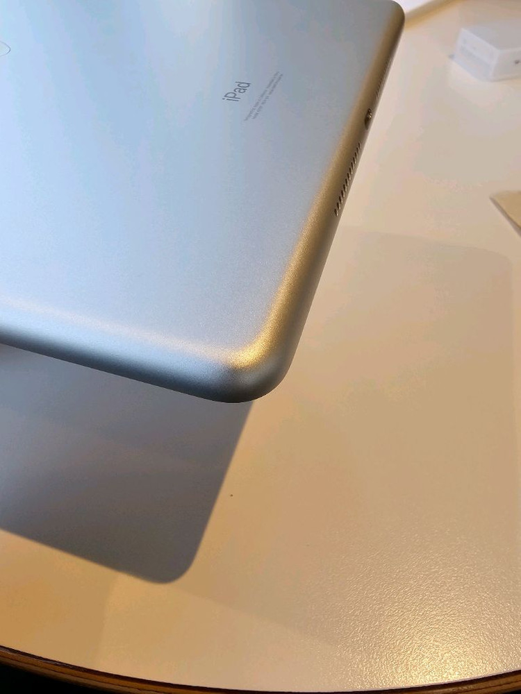 아이패드 7세대 32GB + 애플펜슬 1세대--4