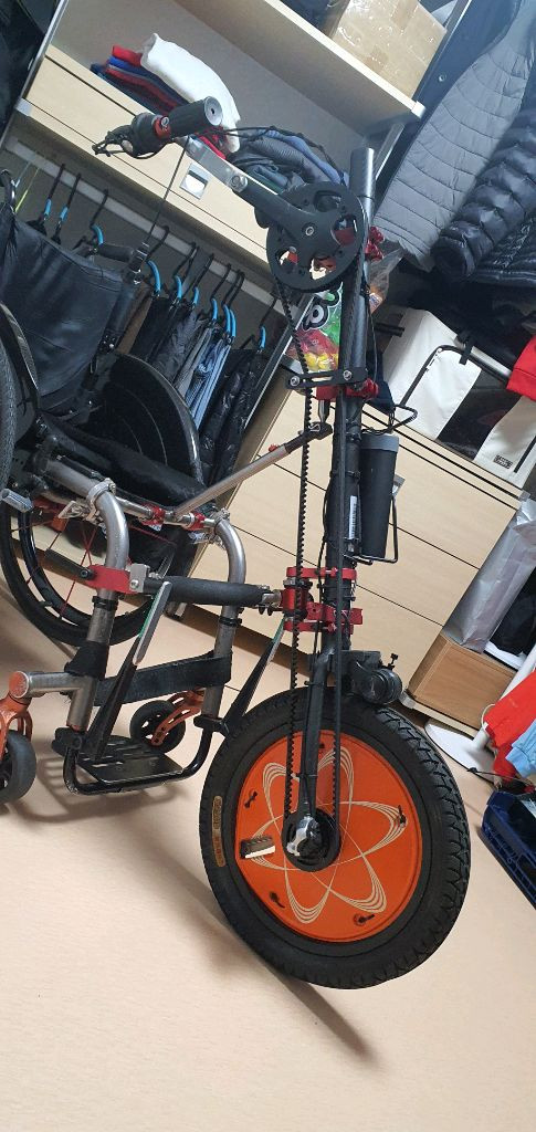 장애인 휠체어 자전거--7