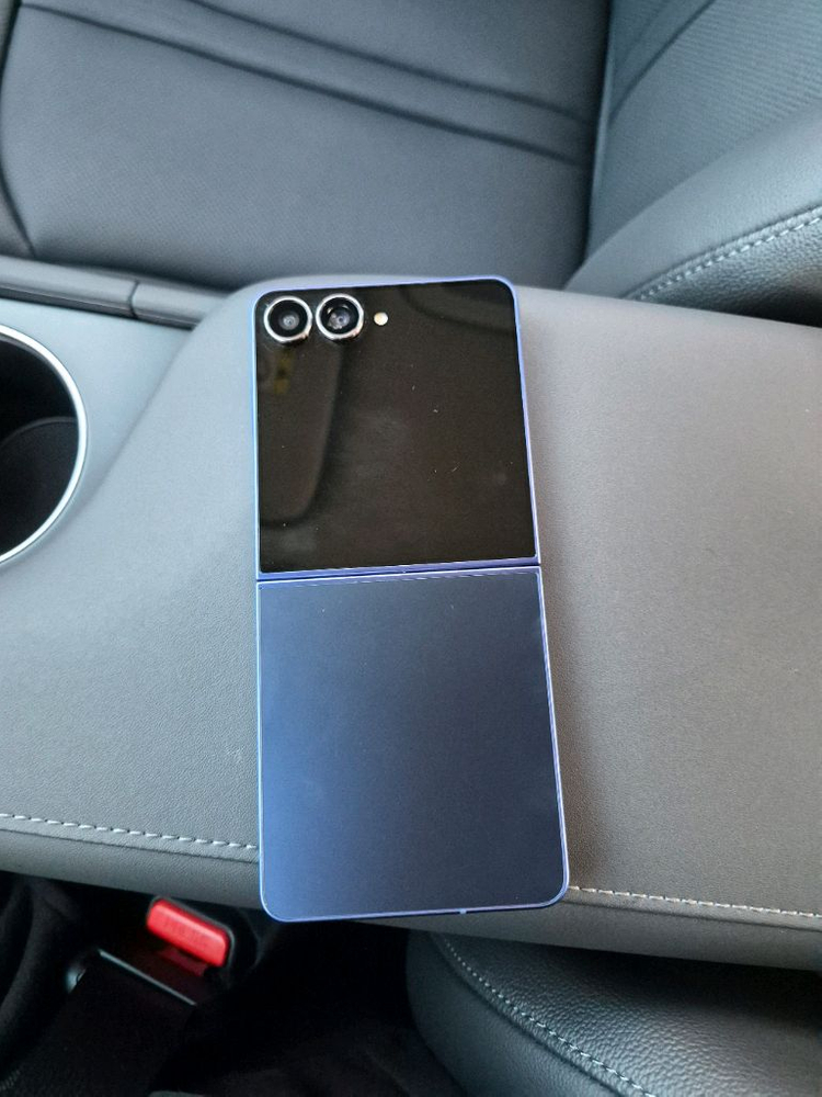 플립 7 256GB 2.13 배터리 힌지 내부액정 교체--1