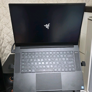 레이저 블레이드 15 1660ti 게이밍 노트북 배터리 단자 고장 시즈모드로만 가능