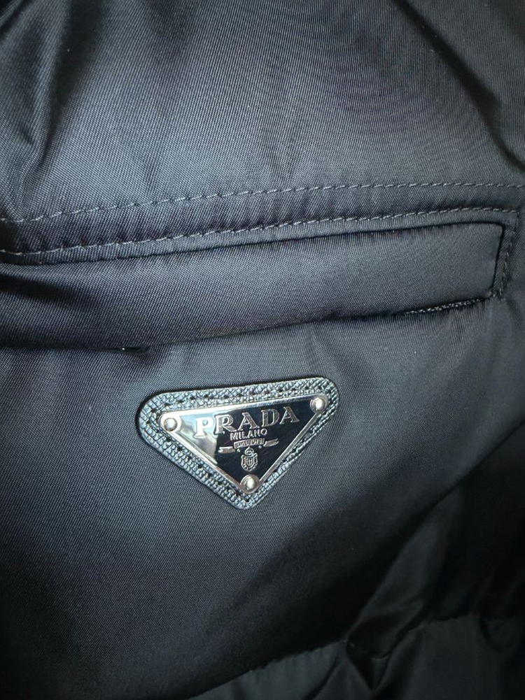 프라다 리나일론 sgc045 리버시블 패딩 / s (100~105)--5