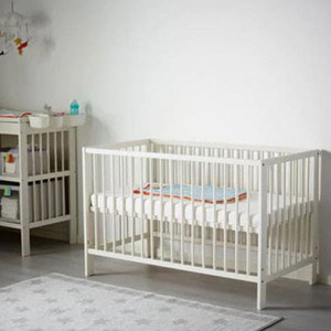 이케아 스니글라르 원목 유아침대 화이트컬러 풀세트(프레임+매트리스+커버2)