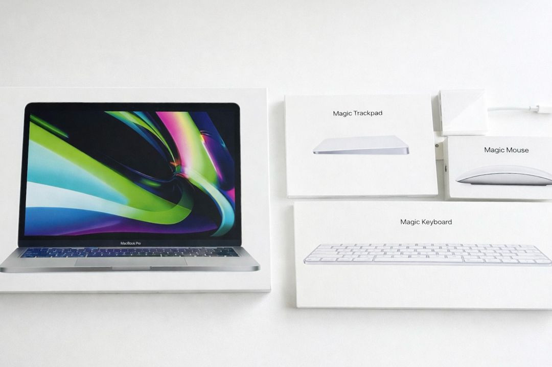 (급처)맥북 프로 M2 13인치 512Gb/8Gb+매직키보드,터치패드,마우스,멀티포트 어댑터 이미지