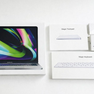 (급처)맥북 프로 M2 13인치 512Gb/8Gb+매직키보드,터치패드,마우스,멀티포트 어댑터 이미지
