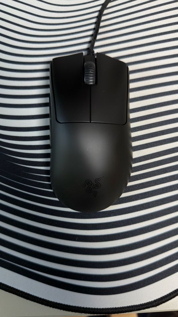 데브삼 유선 Razer DeathAdder V3 유선 게이밍마우스 팝니다 이미지