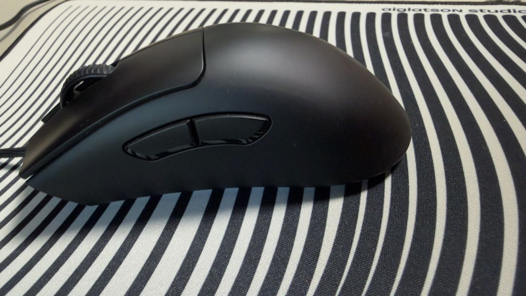 데브삼 유선 Razer DeathAdder V3 유선 게이밍마우스 팝니다 이미지