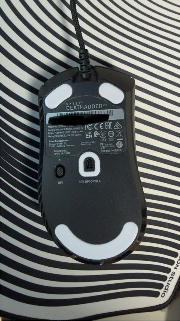 데브삼 유선 Razer DeathAdder V3 유선 게이밍마우스 팝니다 이미지