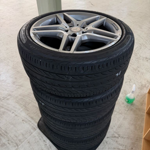 18인치 amg 휠 세트 4개 벤츠 w212 팝니다