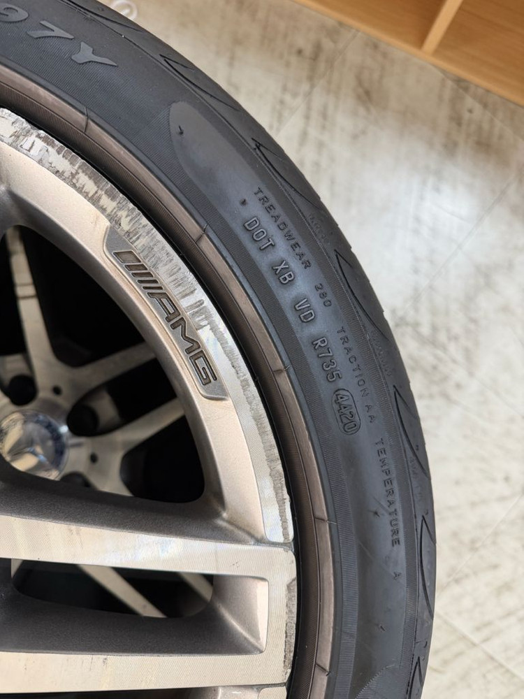 18인치 amg 휠 세트 4개 벤츠 w212 팝니다--8