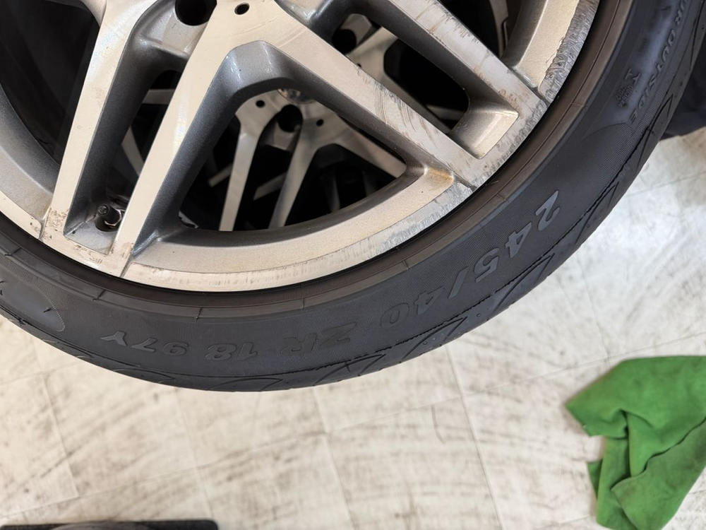 18인치 amg 휠 세트 4개 벤츠 w212 팝니다--9