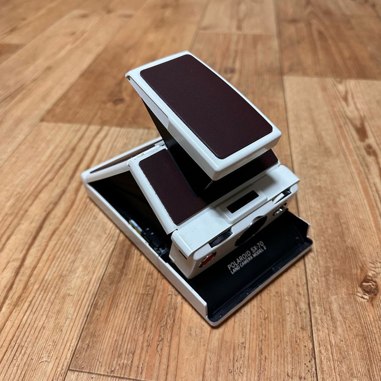 폴라로이드 필름 카메라 Polaroid SX-70 모델2 이미지