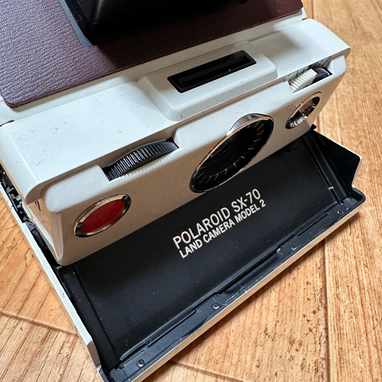 폴라로이드 필름 카메라 Polaroid SX-70 모델2 이미지