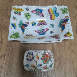 카롤리나 리먼 핸드페인팅 나비 그림 도자기 접시 세트