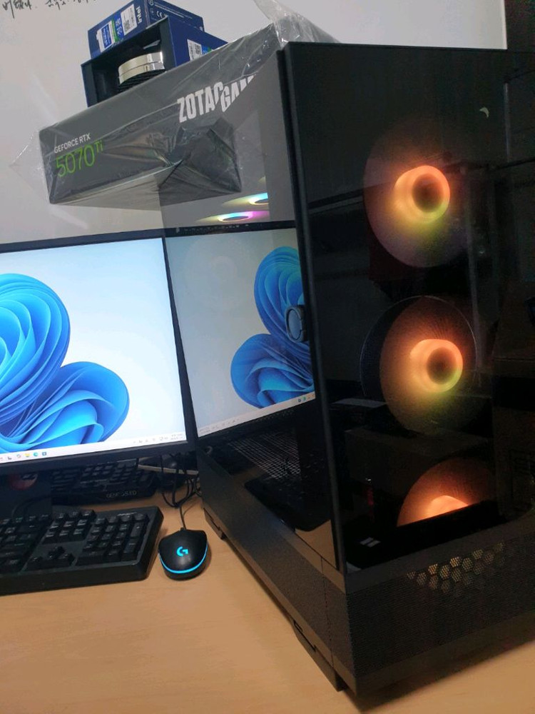게이밍 pc 본체 i9-13900K Rtx5070Ti 32g 1.5TB--1