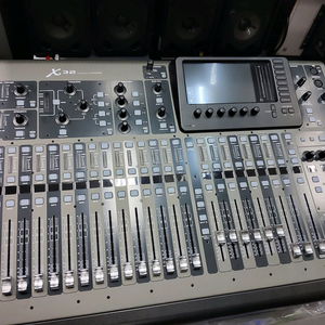 베링거 디지털믹서 오디오인터페이스 x32풀버전