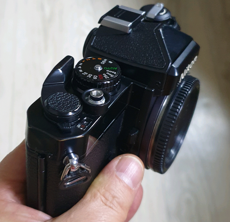 빈티지 니콘 FE바디 블랙. 디지털액자. PE-5650세트--1