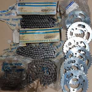 대림 순정 씨티100 씨티플러스 대기어(36T)6개,체인(428 102L)4개 일괄 판매합니다 이미지