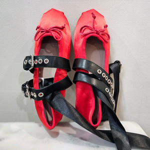 [새상품] 발레리나 플랫슈즈 (240cm)