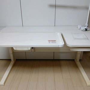 한샘 조이 매직 데스크 플러스(높낮이각도조절)+한샘스탠드