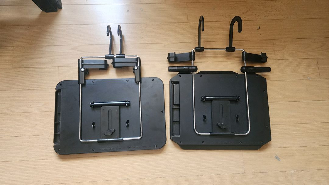 자동차 차량용 테이블 2개 차박용품 이미지