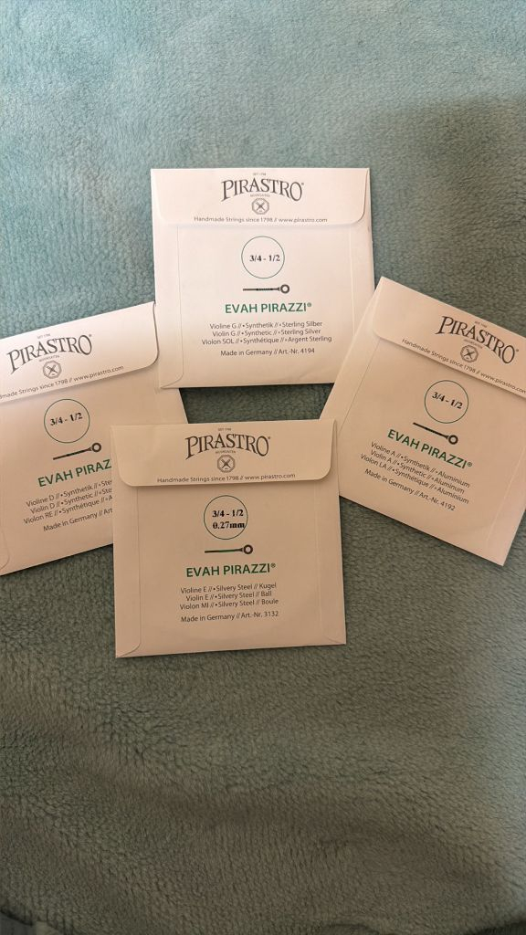 피라스트로 에바피라찌 현 3/4-1/2 바이올린 현 세트(2개) 이미지