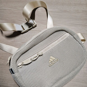 아디다스 웨이스트백