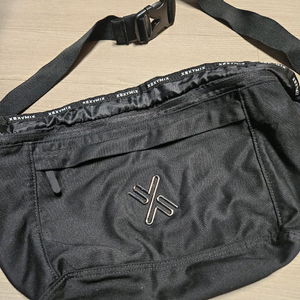 젝시믹스 바이커 크로스백