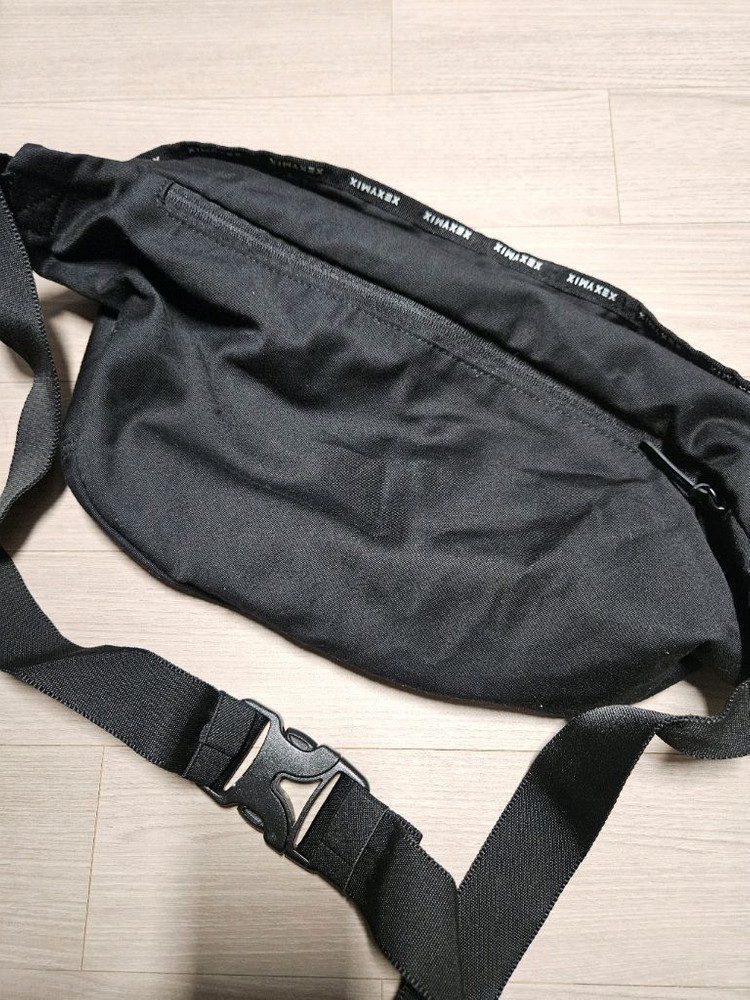 젝시믹스 바이커 크로스백--1