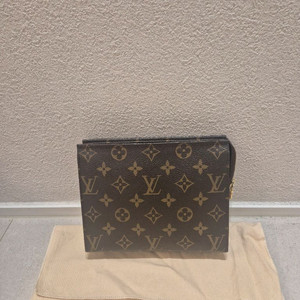 루이비통 토일렛 19