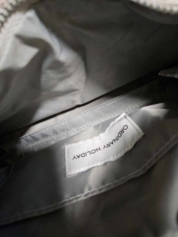 오디너리 홀리데이 포켓 숄더백 새상품--3