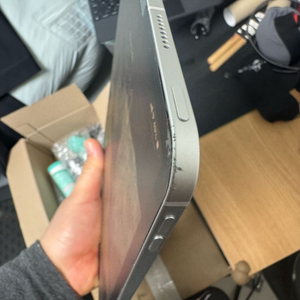 아이패드 프로 11 4세대 m2 128 셀룰러 교환이나 판매