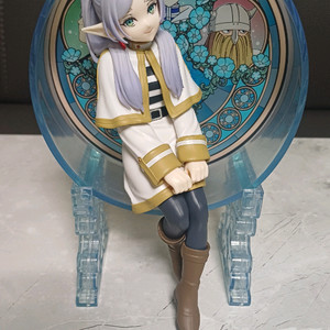 반프레스토 장송의 프리렌 피규어