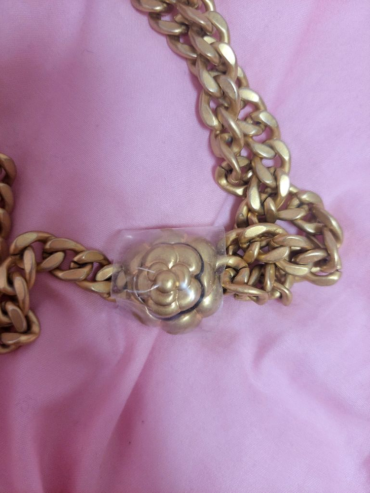 정품)급처미사용새상품!샤넬 핑크 까멜리아 골든볼 WOC크로스숄더백공주가방--8