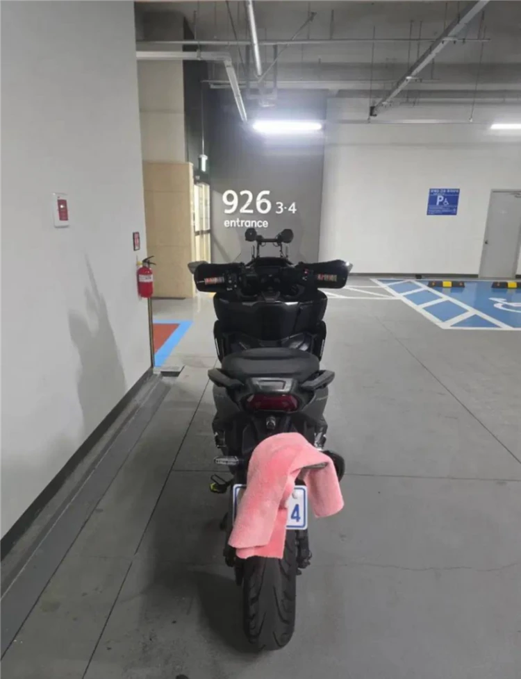 24년식 혼자 포르자 750 꿀매물 1인치주 이미지