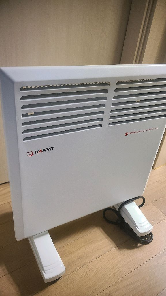 위니아 에어워셔 가습기 + 전기 스토브 이미지