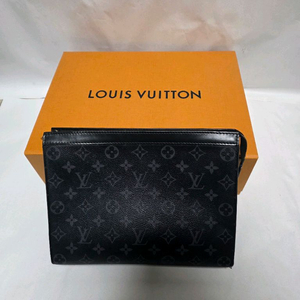 루이비통 모노그램 이클립스 포쉐트 보야주 MM 클러치백