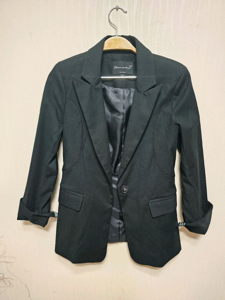 블랙 여성 블레이저 / 몸매 보정되는 슬림핏 블랙자켓(새상품)--10