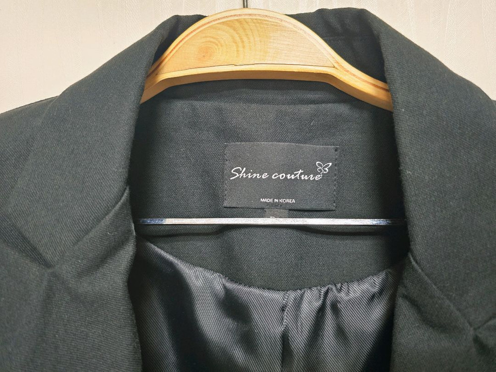 블랙 여성 블레이저 / 몸매 보정되는 슬림핏 블랙자켓(새상품)--15