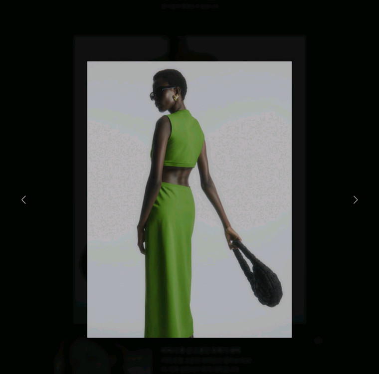 코스(COS)의 슬리브리스 커트아웃 맥시 드레스--3