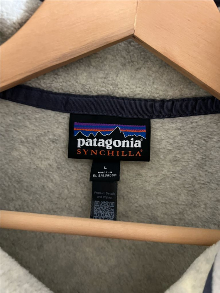 파타고니아 신칠라 오트밀 L사이즈 (1회 시착)--2