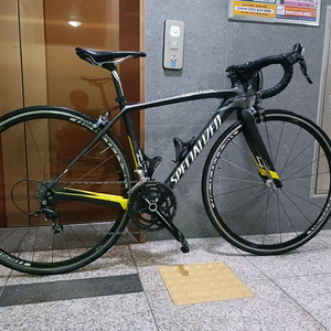 스페셜라이즈드 타막 스포츠 무하자급 풀카본 로드 자전거