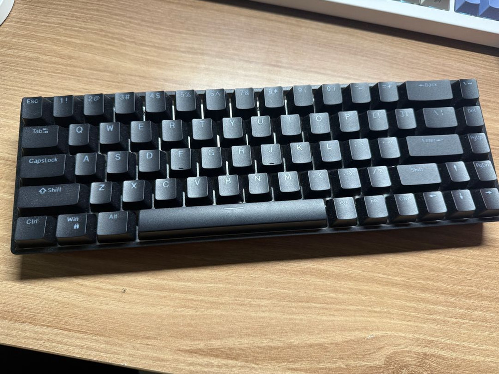 레이븐68 래피드트리거 게이밍키보드 작동만 확인해본 신품--1