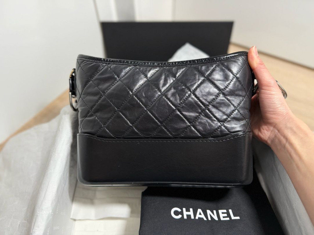 샤넬 가브리엘 호보백 미듐 사이즈 이미지